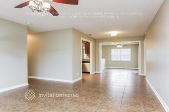 6713 Riparian Rd in Atlantis, FL - Foto de edificio - Building Photo
