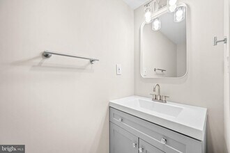 2134 N 19TH St-Unit -3 in Philadelphia, PA - Building Photo - Building Photo