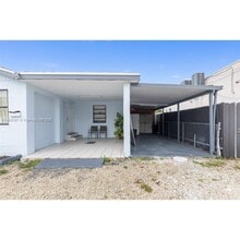 3925 SW 88th Pl in Miami, FL - Building Photo - Building Photo