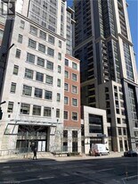 150 Main St W in Hamilton, ON - Building Photo