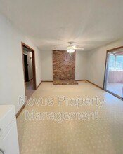 1427 Pineview Cir in Douglasville, GA - Building Photo - Building Photo