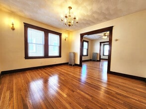 122 Nichols Ave, Unit 122 in Watertown, MA - Building Photo - Building Photo