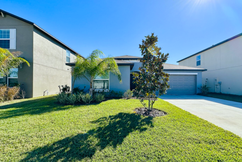 2181 Old Mining Rd in Lakeland, FL - Building Photo