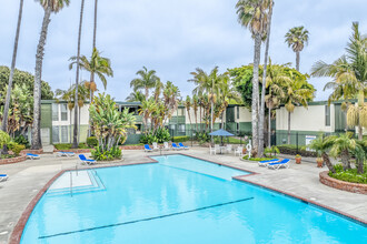 Buenaventura Gardens in Ventura, CA - Foto de edificio - Building Photo