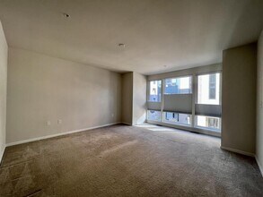 5128 Cambria Wy in Alexandria, VA - Building Photo - Building Photo