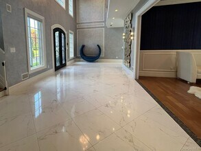 302 Hewlett Neck Rd in Woodmere, NY - Building Photo - Building Photo