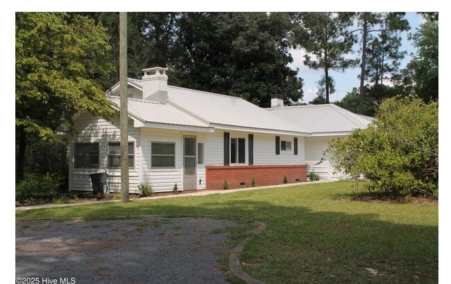 property at 496 Holly Grove School Rd