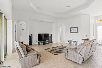 8066 Princeton Dr in Naples, FL - Building Photo - Building Photo