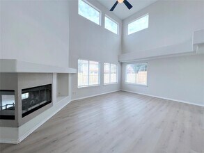 9622 Woodvale Dr in Austin, TX - Building Photo - Building Photo