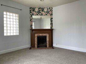 1205 E 4th St in Duluth, MN - Building Photo