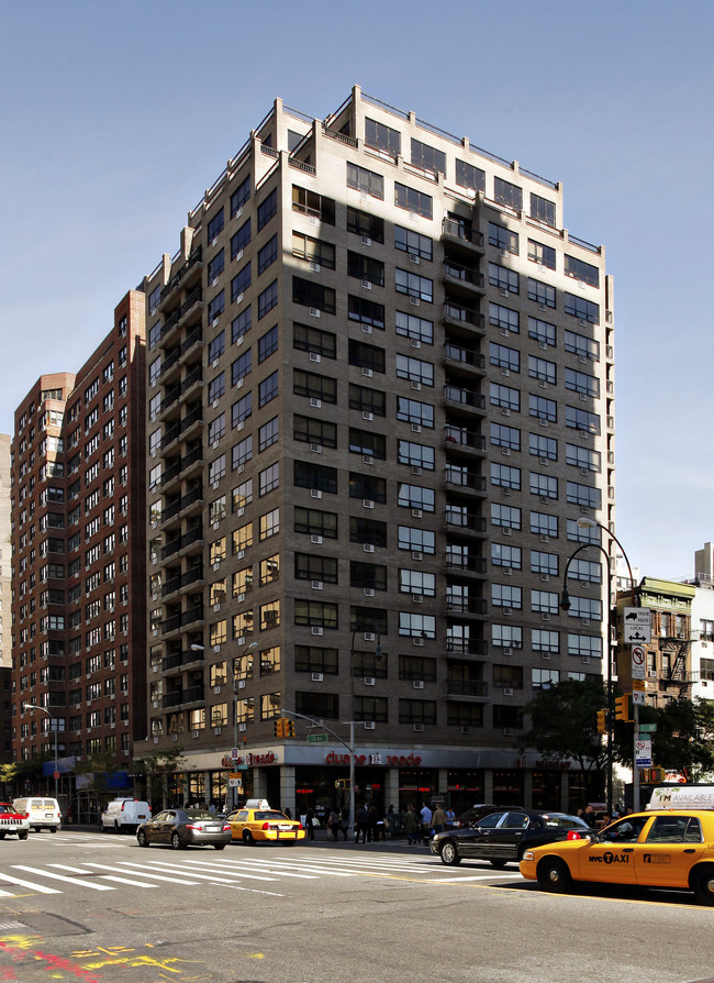 Coral Tower in New York, NY - Building Photo - Building Photo