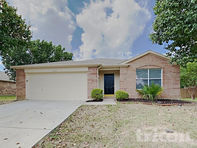 4704 Provence Dr, Unit 5301 in Argyle, TX - Building Photo - Building Photo