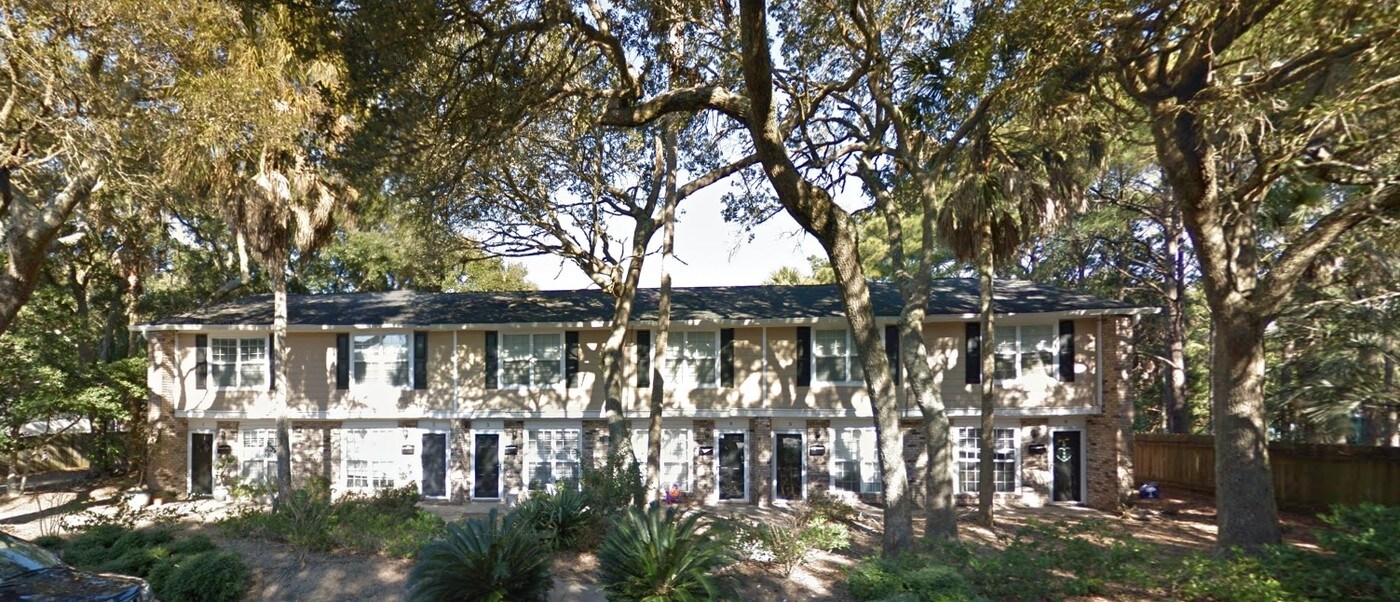 4003 Hartnett Blvd in Isle Of Palms, SC - Foto de edificio