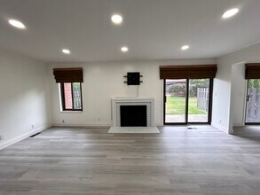 3069 Lindenwood Dr in Dearborn, MI - Building Photo - Building Photo