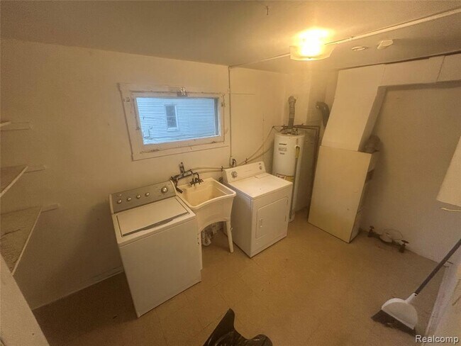 33314 Belding Ct in Westland, MI - Building Photo - Building Photo