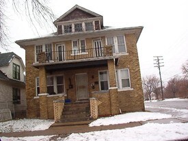 5183 Pennsylvania Apartments