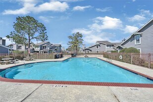 12111 Lemon Ridge Ln, Unit 121 in Houston, TX - Building Photo