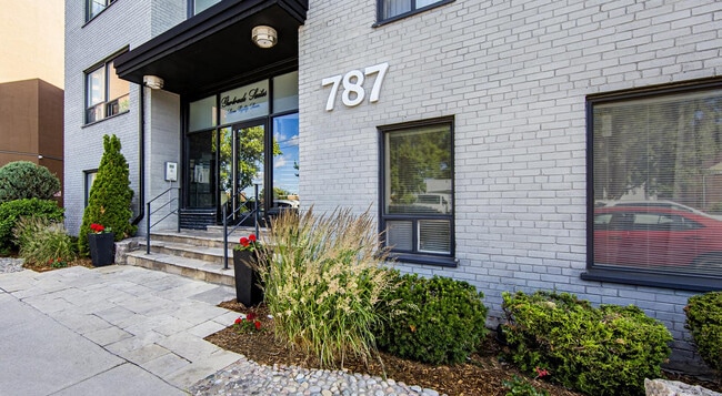 Gertrude Suites in Toronto, ON - Building Photo - Building Photo