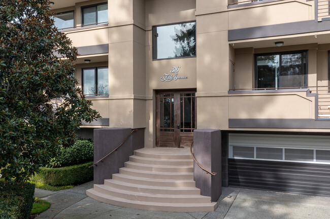 316 5th Ave in Kirkland, WA - Foto de edificio - Building Photo