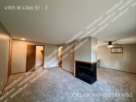 4905 W 43rd St in Sioux Falls, SD - Building Photo