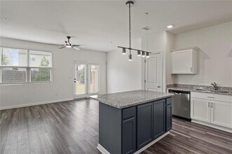 595 Magnolia Cir in Palmetto, GA - Building Photo - Building Photo