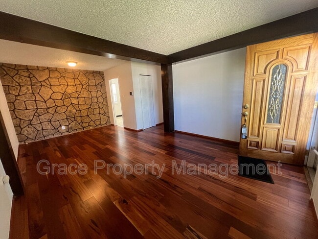 8910 Hoyt Dr in Thornton, CO - Building Photo - Building Photo