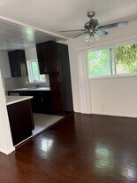 1231 N Formosa Ave in West Hollywood, CA - Building Photo