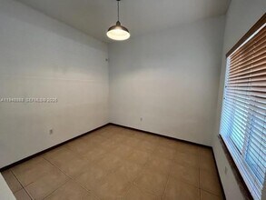 1932 SE 24th Ct, Unit Floor 2 in Homestead, FL - Foto de edificio - Building Photo