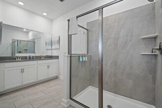 4201 Paragraph Dr, Unit SI ID1459464P in Kissimmee, FL - Foto de edificio - Building Photo