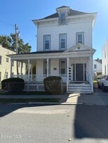 24 George St in Cohoes, NY - Building Photo