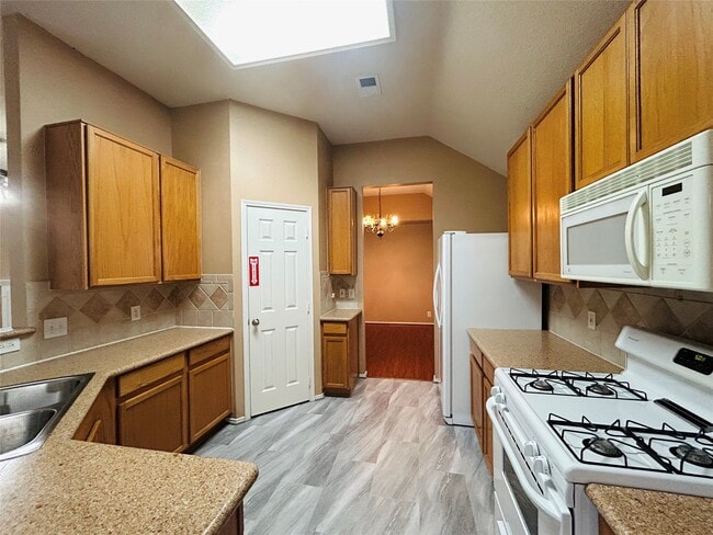5018 Rocky Manor Ln