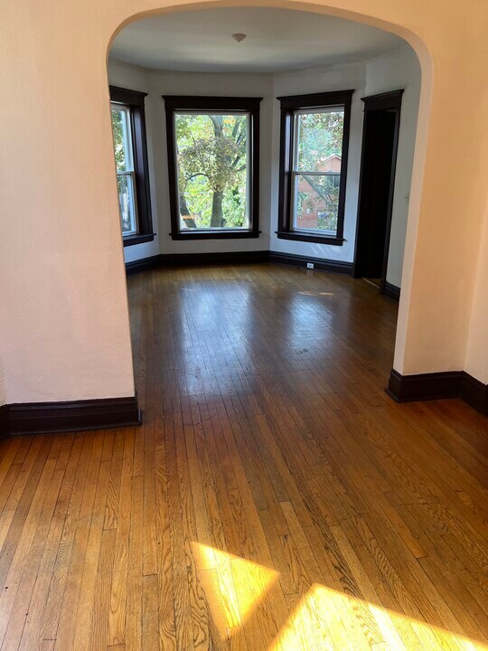 4732 W Dickens Ave in Chicago, IL - Building Photo