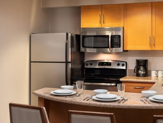 5075 S Priest Dr-Unit -B101 in Tempe, AZ - Building Photo - Building Photo