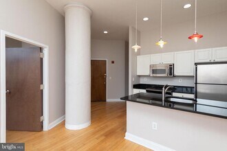 315 Arch St in Philadelphia, PA - Foto de edificio - Building Photo