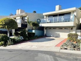 127 Seaspray Way in Port Hueneme, CA - Building Photo