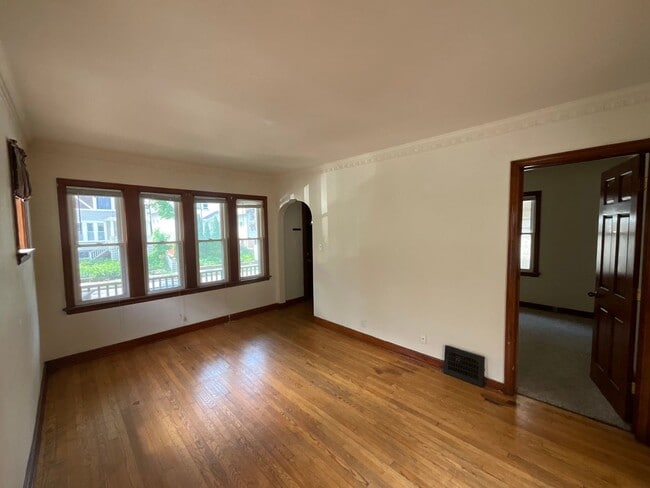 property at 2920 N Bremen St