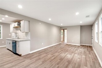 2157 Penelope St NW in Atlanta, GA - Foto de edificio - Building Photo