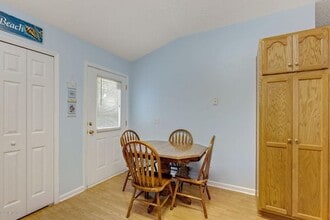 351 Linden Ln in Orange Park, FL - Building Photo - Building Photo