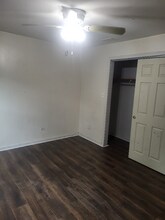 1811 Emerson St-Unit -Apt C in Evanston, IL - Foto de edificio - Building Photo