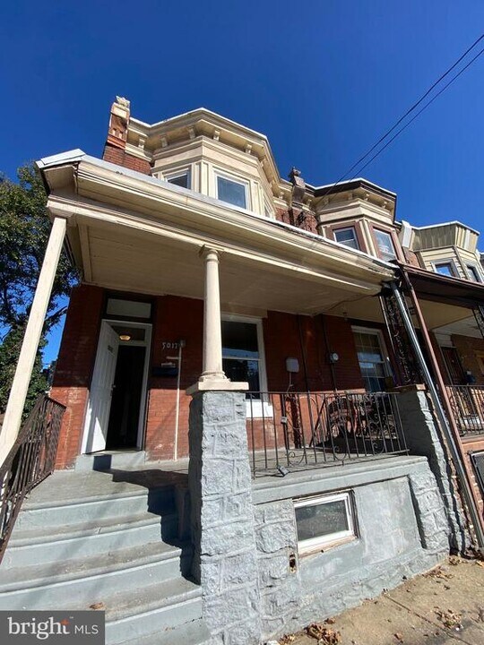 5017 Parrish St in Philadelphia, PA - Building Photo