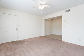 633 Princeton Pkwy, Unit 2 in Owensboro, KY - Foto de edificio - Building Photo