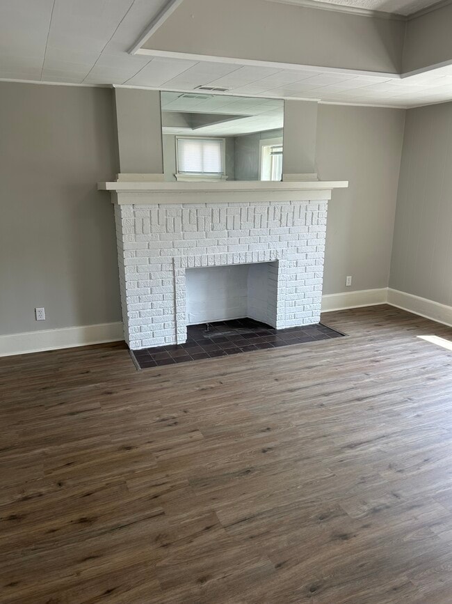 219 East St, Unit 219