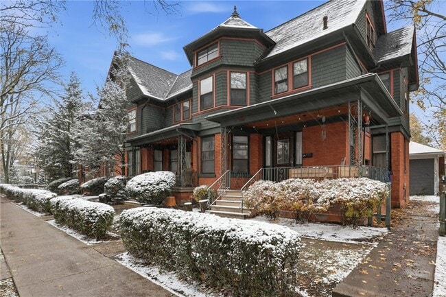 property at 98 Barrington St