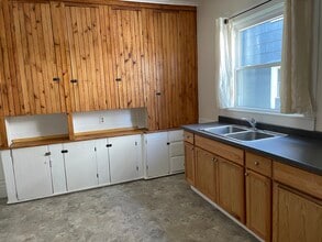 222 Bassett St in Syracuse, NY - Building Photo - Building Photo