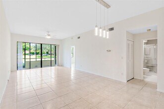 7535 La Paz Blvd in Boca Raton, FL - Building Photo - Building Photo