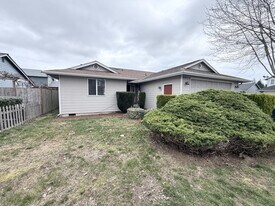 2731 176th St NE in Marysville, WA - Building Photo