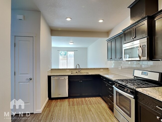 10923 NE 44th St in Vancouver, WA - Building Photo - Building Photo