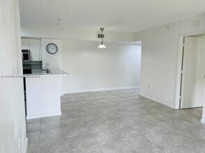 2600 S University Dr in Fort Lauderdale, FL - Building Photo - Building Photo