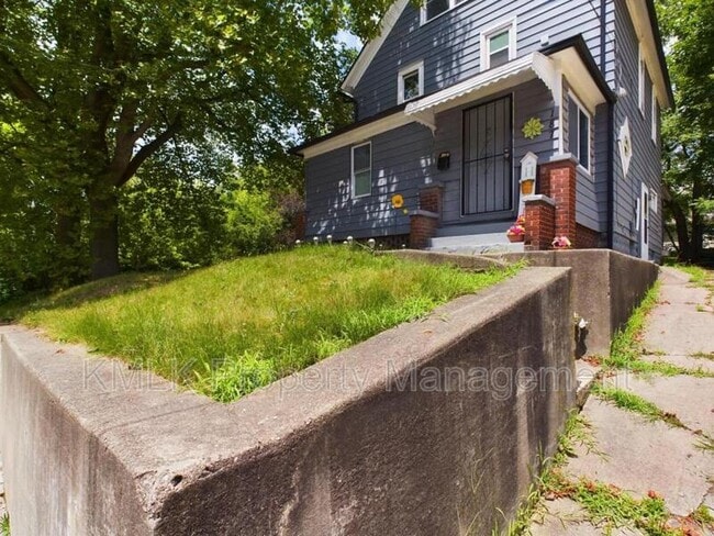 187 W Long St in Akron, OH - Building Photo - Building Photo