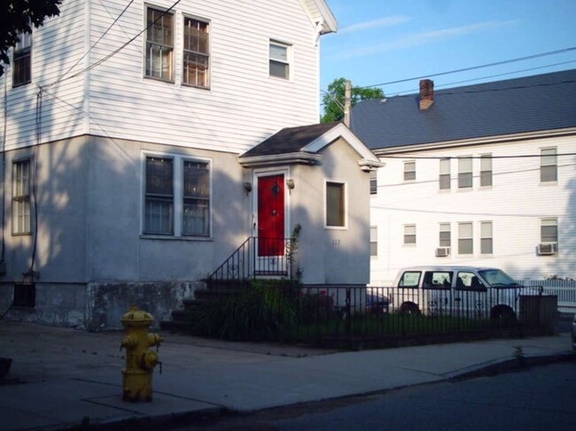 property at 117 Auburn St